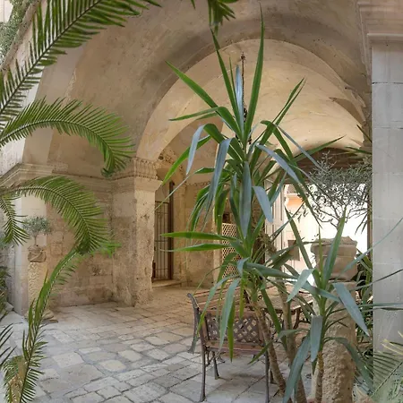 Forleo Historic Apartments - Treb Collection Lecce Exterior photo